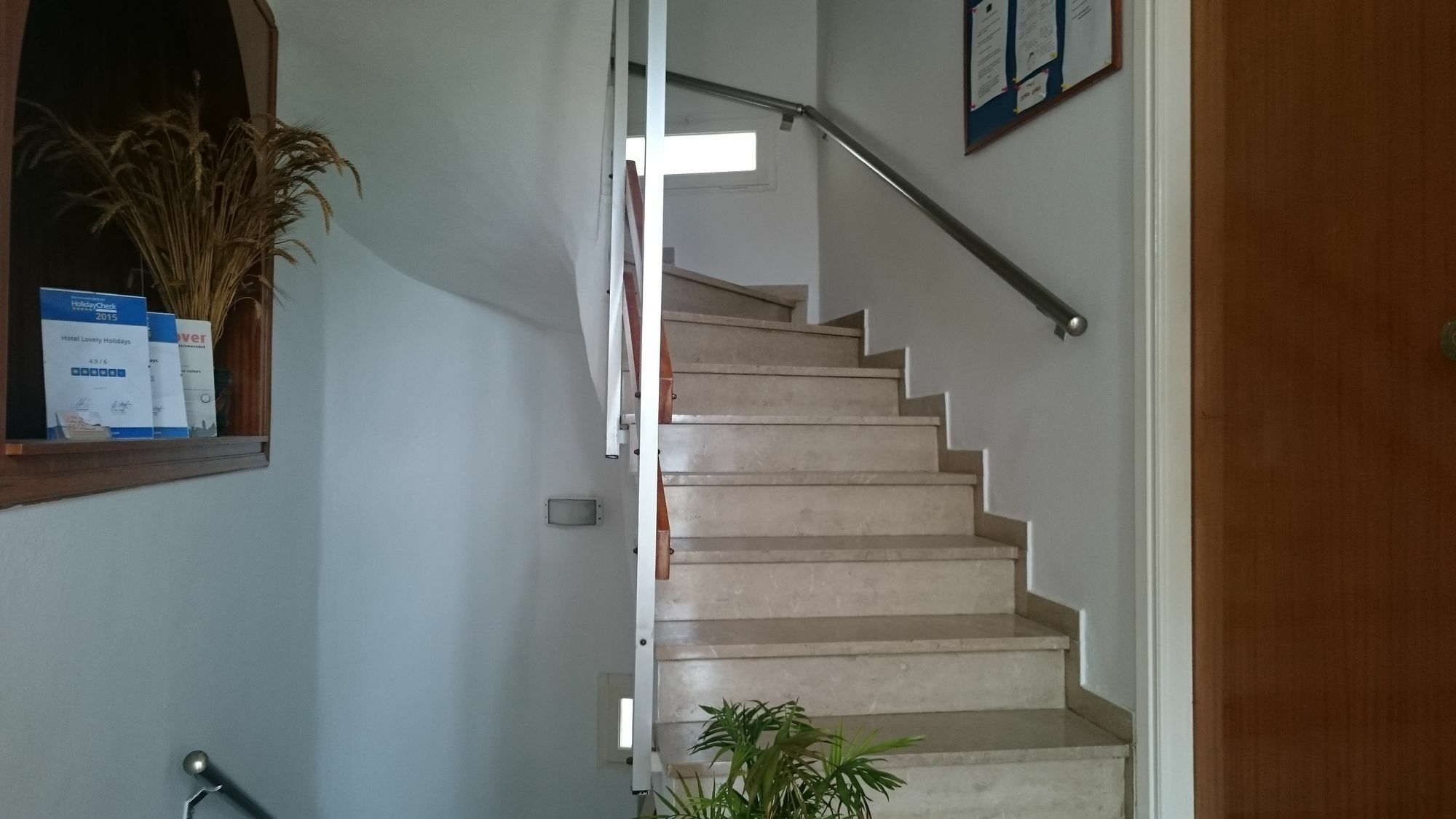 Lovely Holidays Hotel Hersonissos  Exterior foto